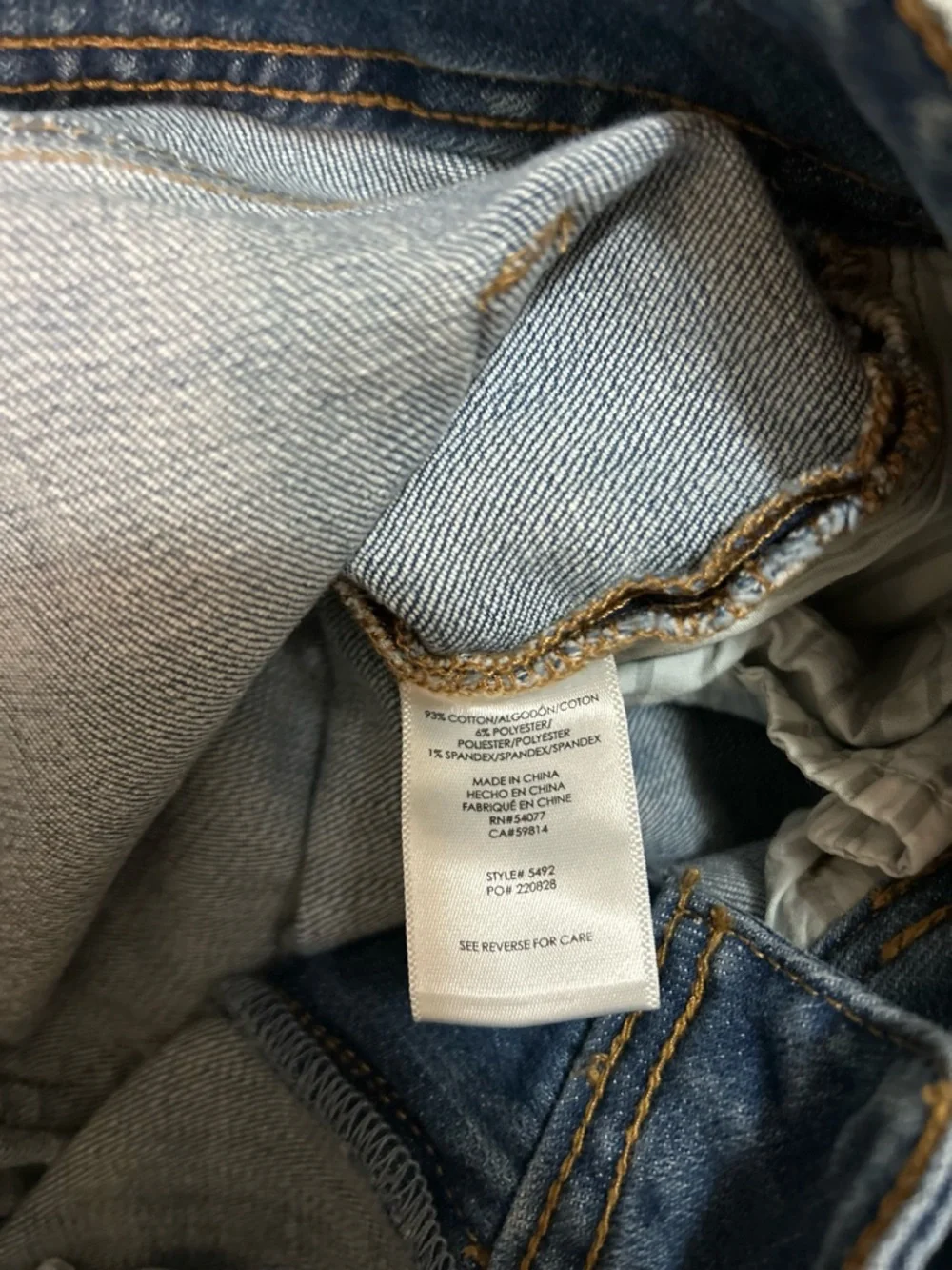Cabi Distressed Skinny Jeans Size 2 Medium Wash Paint Splatter Denim